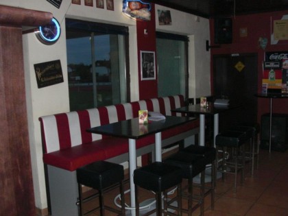 照片: Players Music and Sportsbar